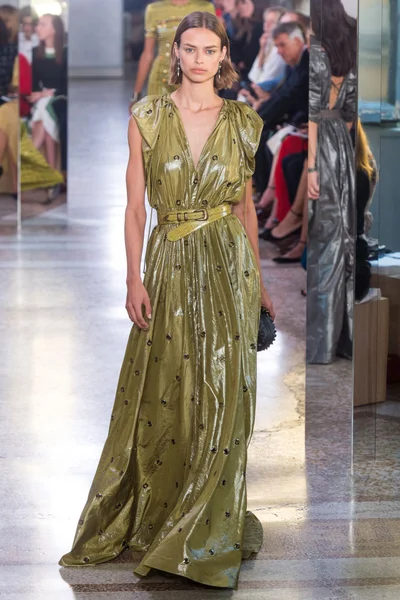 Look 71